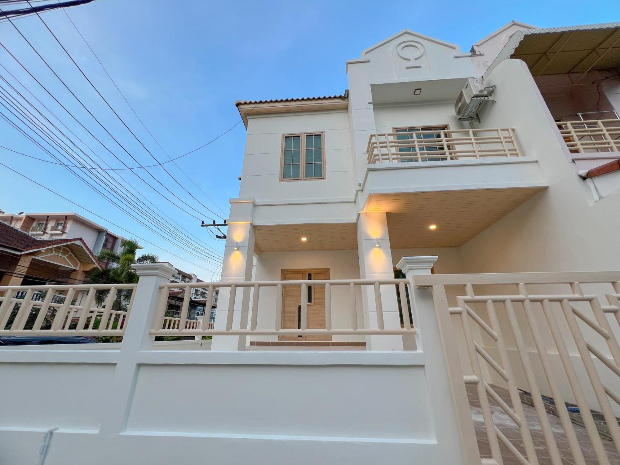 48 House *