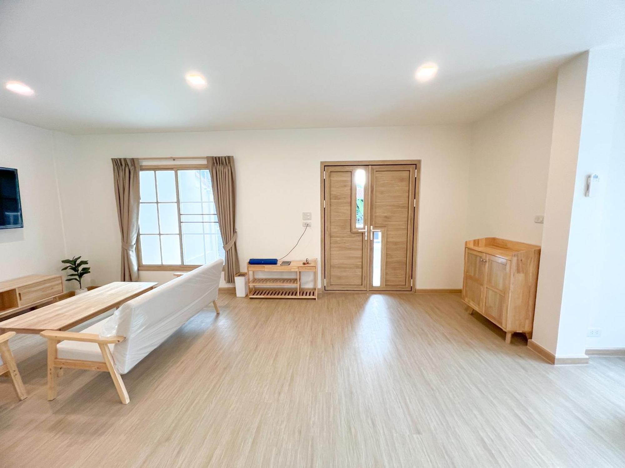 48 House Patong