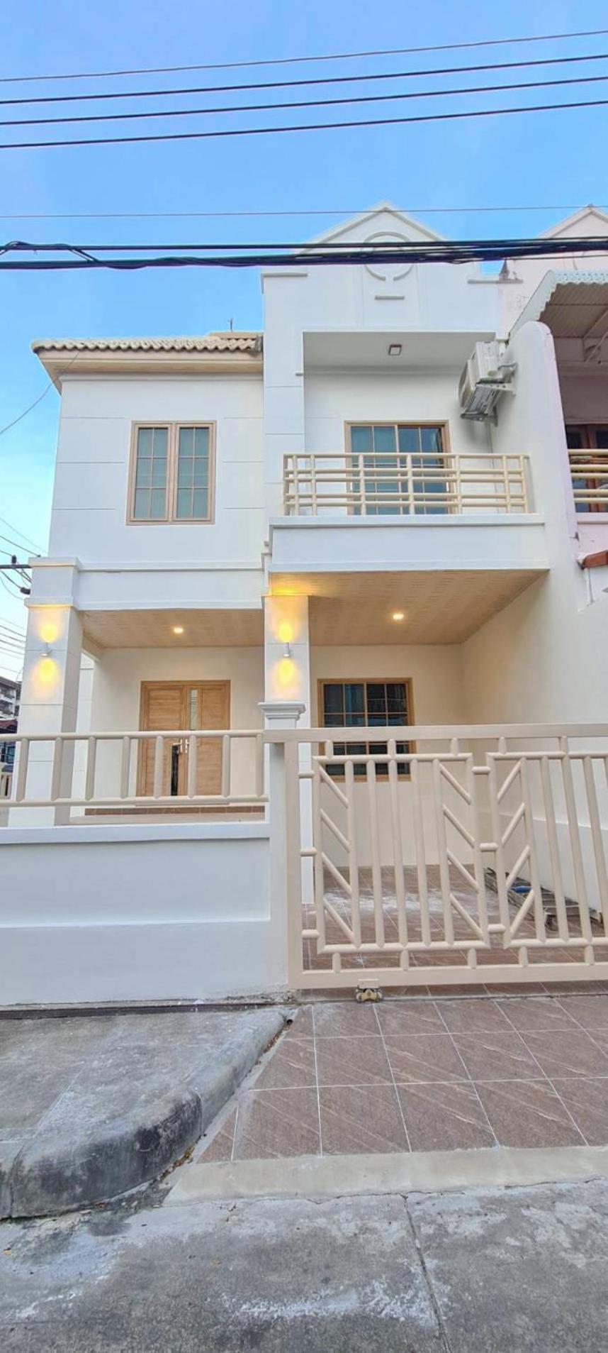 48 House * Patong