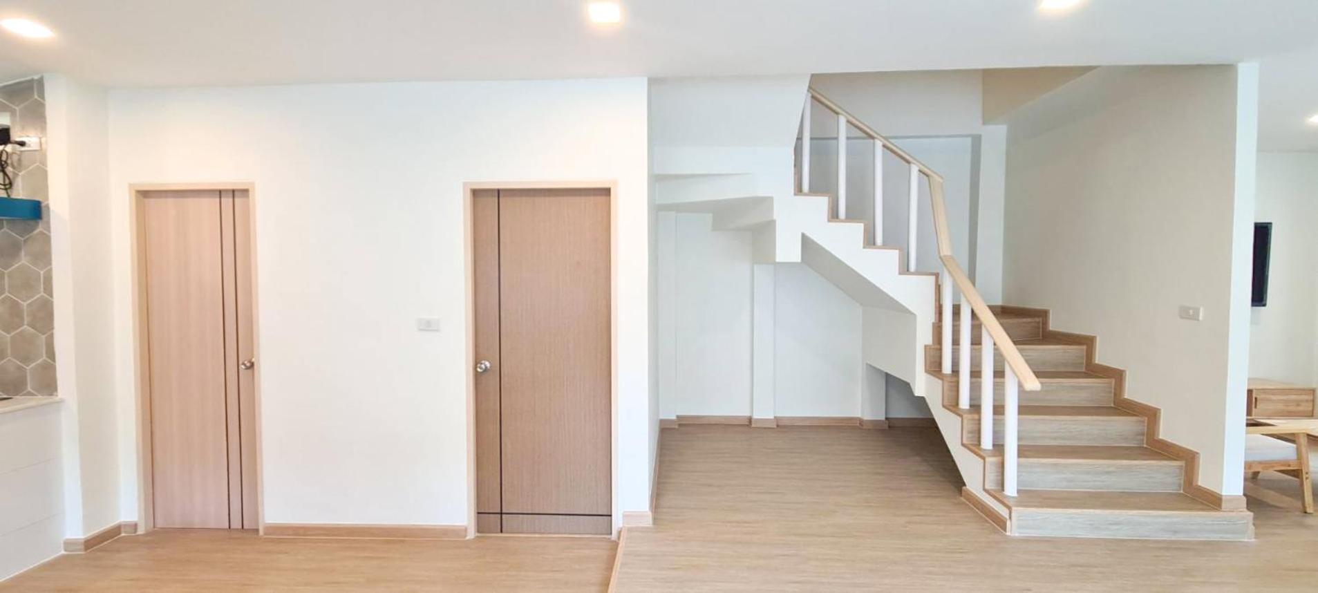 48 House * Patong
